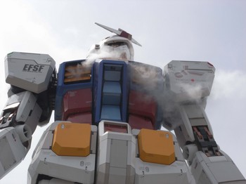 煙はくガンダム.jpg